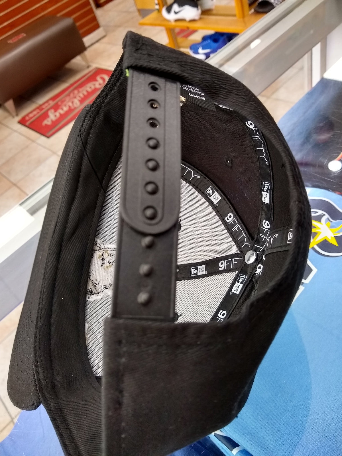 Embroidered "El Chapo" logo hats