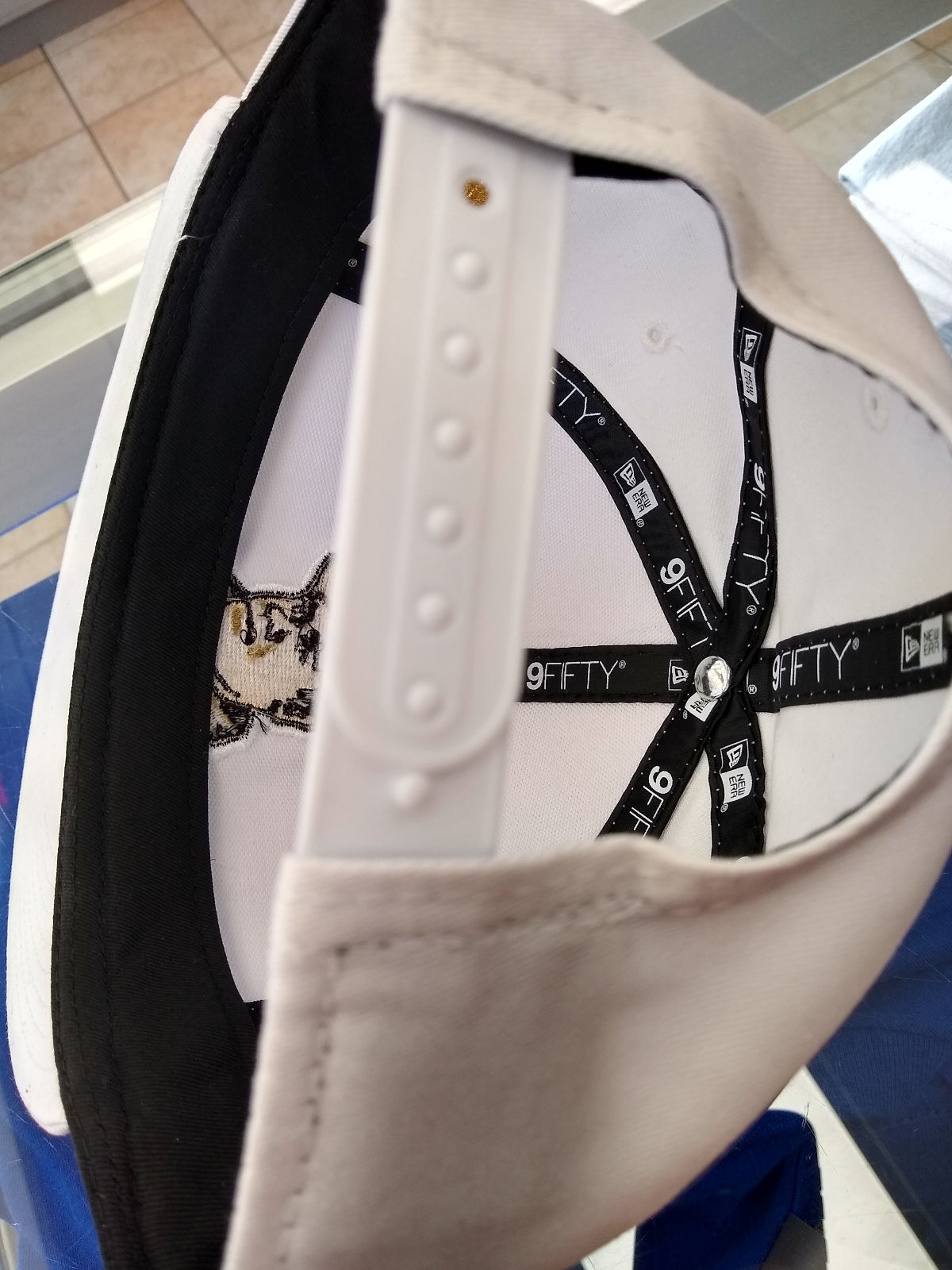 Embroidered "El Chapo" logo hats