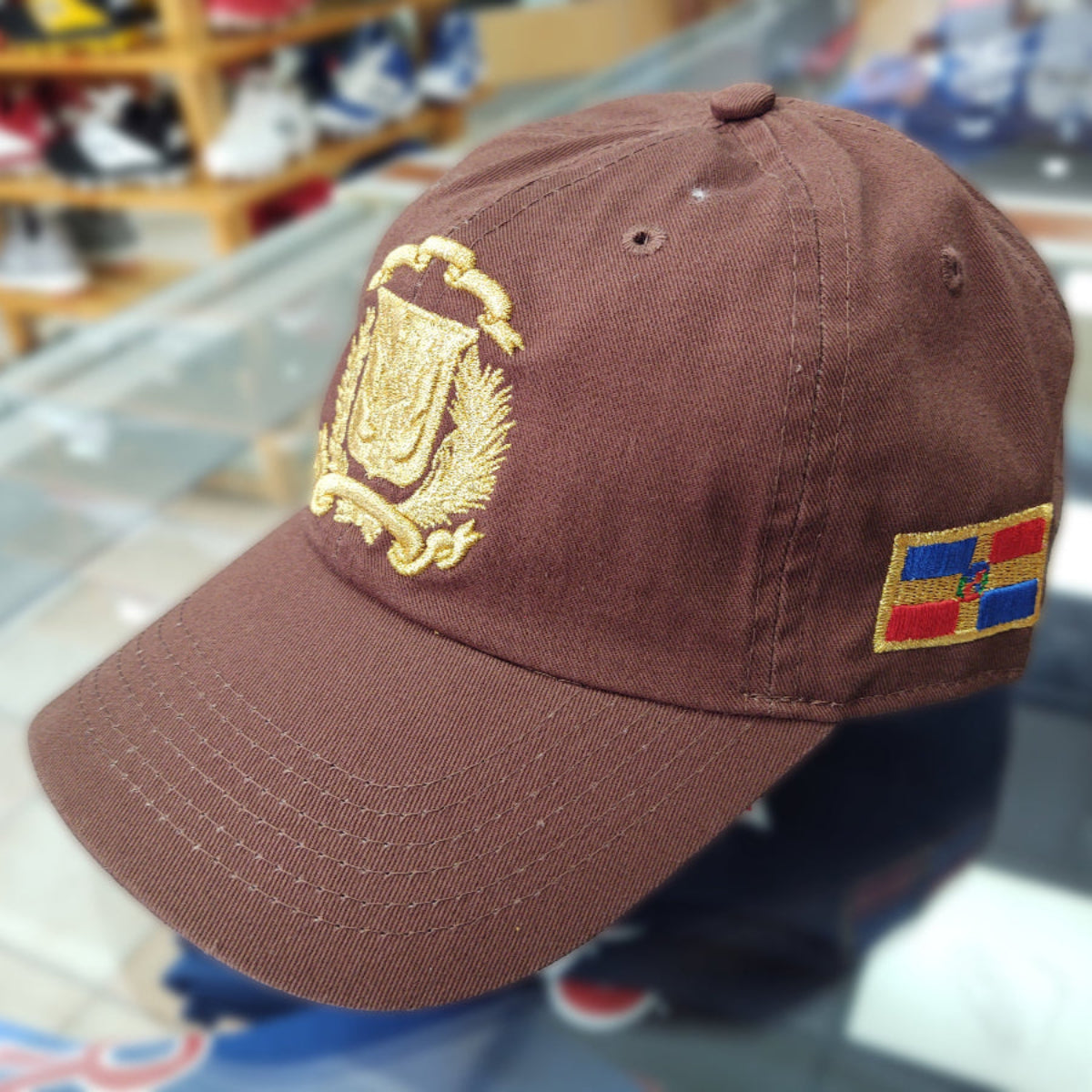 Escudo Republica Dominicana - Dominican Shield Brown / Metallic Gold Color Dad Hat